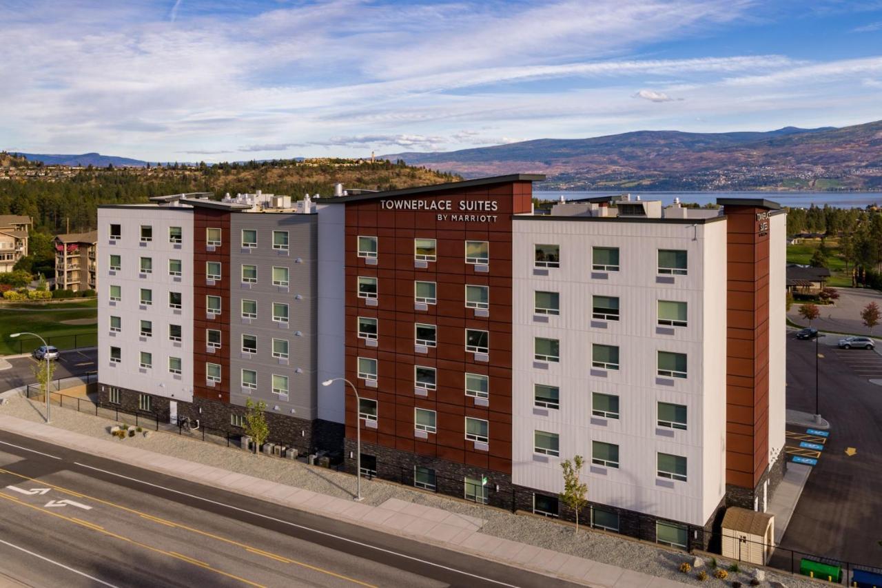 Towneplace Suites By Marriott West Kelowna Bagian luar foto